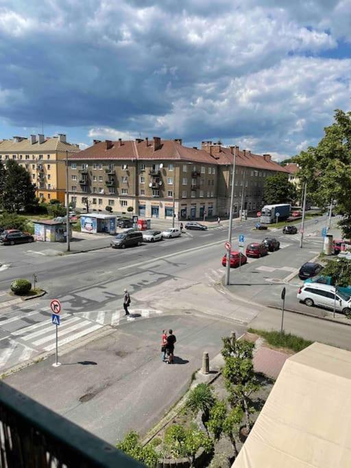 Priestranny 3 Izb. Apartman V Centre S Parkovanim. Banská Bystrica Eksteriør bilde